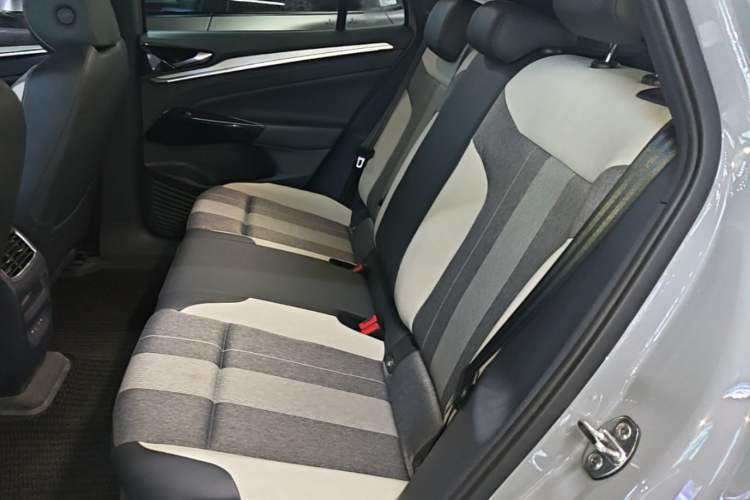 Used Volkswagen ID.4 CROZZ 2022 Pure Edition Limited Edition Left Rear Seat