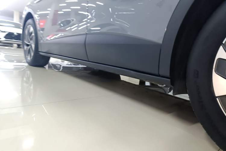 Used Volkswagen ID.4 CROZZ 2022 Pure Edition Limited Edition Left Side Sill