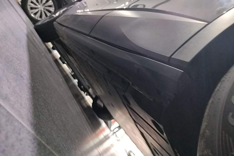 Used Volkswagen ID.4 CROZZ 2022 Pure Edition Limited Edition Left Side Sill