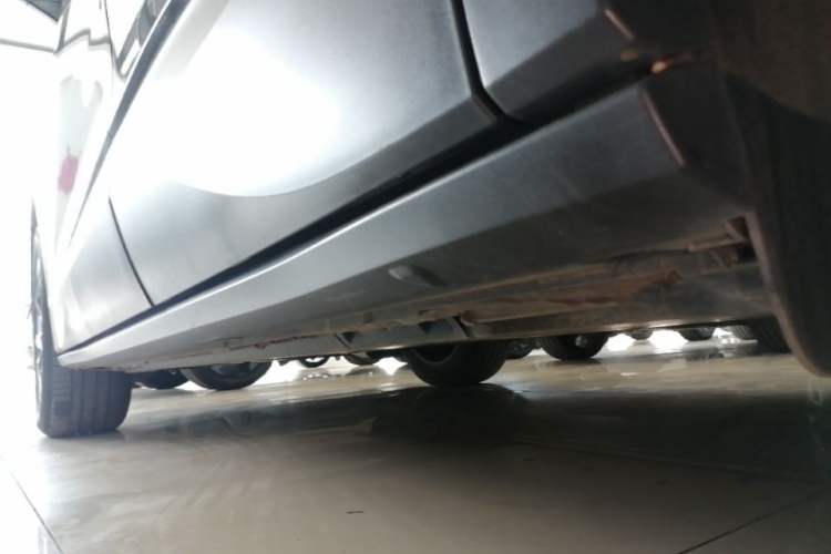 Used Volkswagen ID.4 CROZZ 2022 Pure Edition Limited Edition Left Side Sill