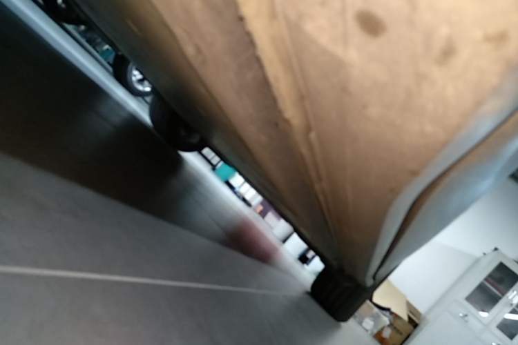 Used Volkswagen ID.4 CROZZ 2022 Long-Range PURE+ Edition Left Side Sill