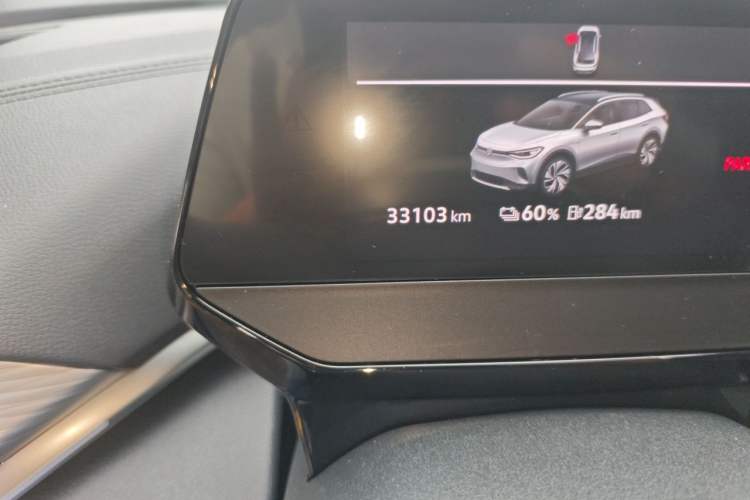 Used Volkswagen ID.4 CROZZ 2022 Pure Edition Limited Edition Odometer Close Up
