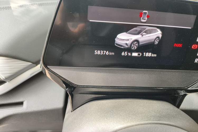 Used Volkswagen ID.4 CROZZ 2022 Standard Range PURE Edition Odometer Close Up
