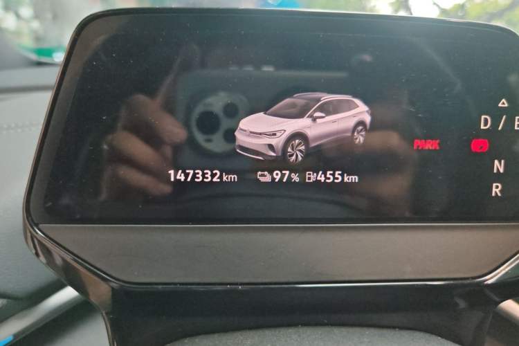 Used Volkswagen ID.4 CROZZ 2022 Long-Range Lite PRO Edition Odometer Close Up