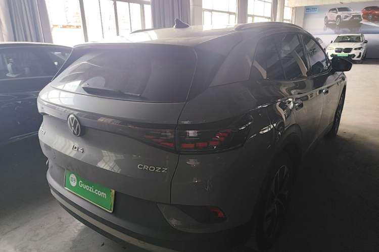 Used Volkswagen ID.4 CROZZ 2022 Standard Range PURE Edition Rear Right 45 Deg