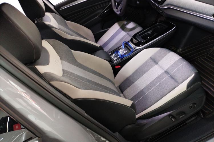 Used Volkswagen ID.4 CROZZ 2022 Pure Edition Limited Edition Right Front Seat