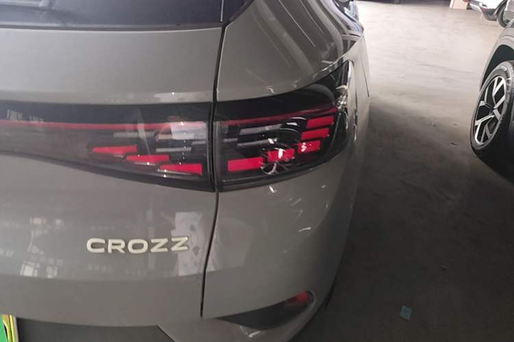Used Volkswagen ID.4 CROZZ 2022 Standard Range PURE Edition Right Rear Taillight