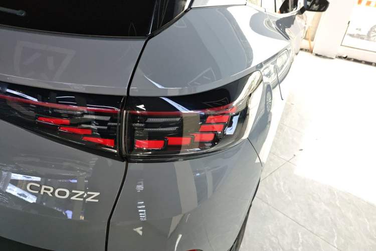 Used Volkswagen ID.4 CROZZ 2022 Standard Range PURE Edition Right Rear Taillight