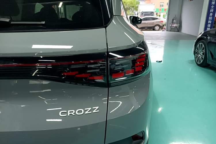Used Volkswagen ID.4 CROZZ 2022 Long-Range PURE+ Edition Right Rear Taillight