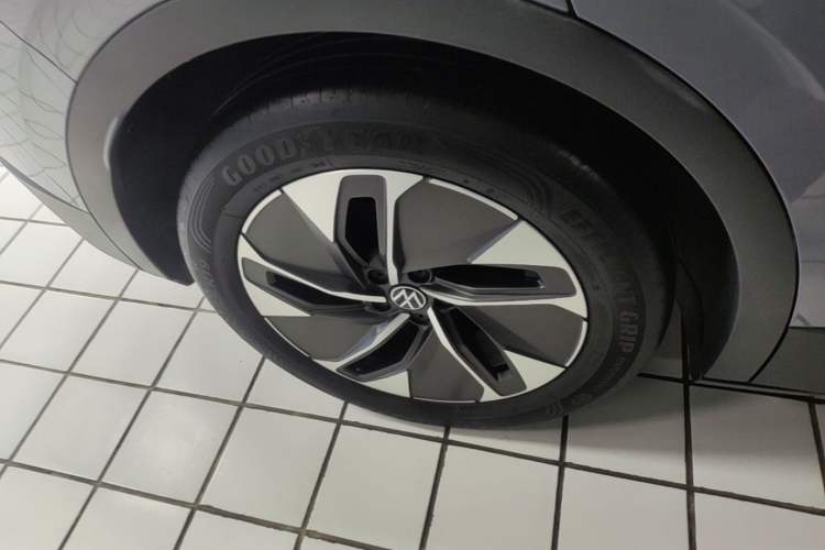 Used Volkswagen ID.4 CROZZ 2022 Pure Edition Limited Edition Right Rear Wheel Hub