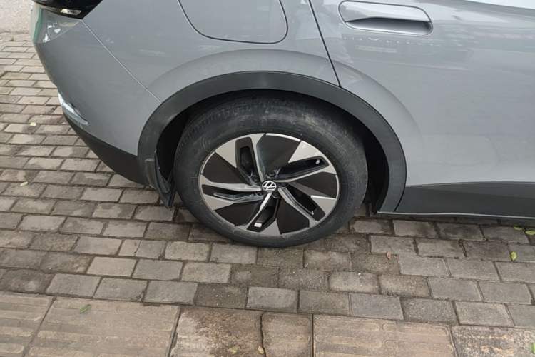 Used Volkswagen ID.4 CROZZ 2022 Pure Edition Limited Edition Right Rear Wheel Hub