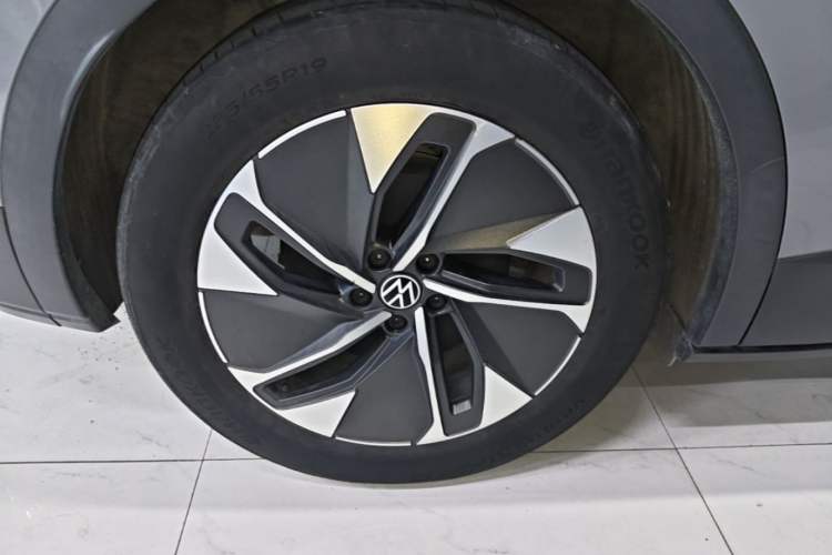 Used Volkswagen ID.4 CROZZ 2022 Pure Edition Limited Edition Right Rear Wheel Hub