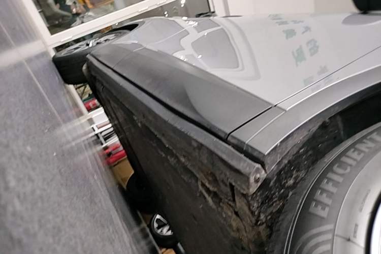 Used Volkswagen ID.4 CROZZ 2022 Pure Edition Limited Edition Right Side Sill