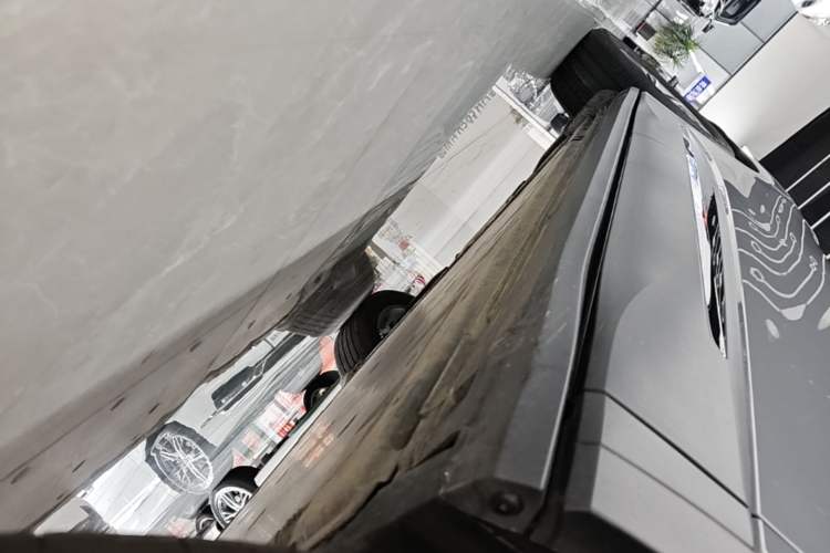 Used Volkswagen ID.4 CROZZ 2022 Long-Range PURE+ Edition Right Side Sill