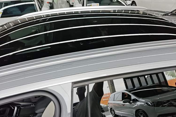 Used Volkswagen ID.4 CROZZ 2022 Long-Range PURE+ Edition Roof