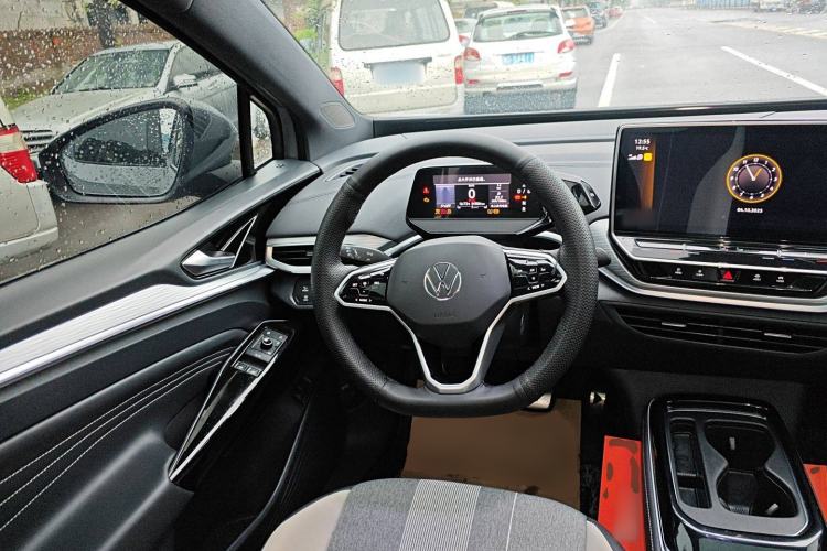 Used Volkswagen ID.4 CROZZ 2022 Long-Range PURE+ Edition Steering Wheel
