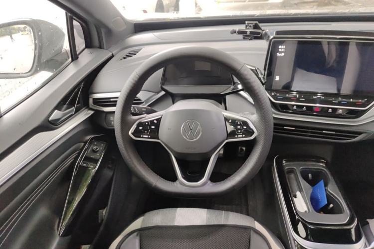 Used Volkswagen ID.4 CROZZ 2022 Long-Range PURE+ Edition Steering Wheel
