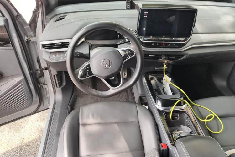 Used Volkswagen ID.4 CROZZ 2022 Standard Range PURE Edition Steering Wheel