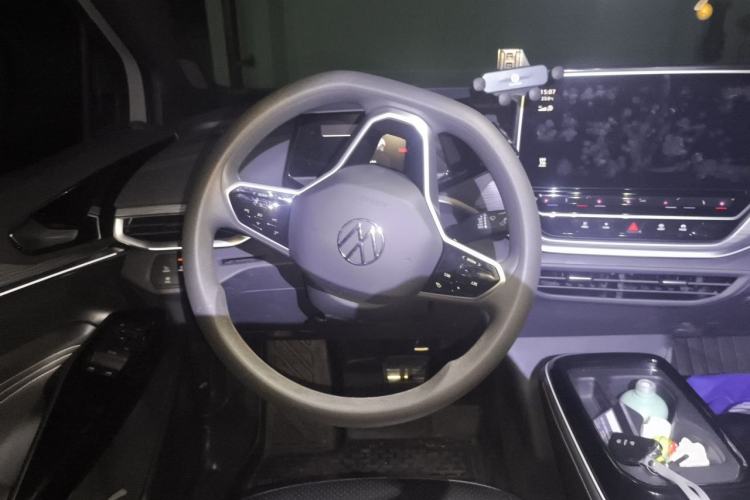 Used Volkswagen ID.4 CROZZ 2022 Standard Range PURE Edition Steering Wheel