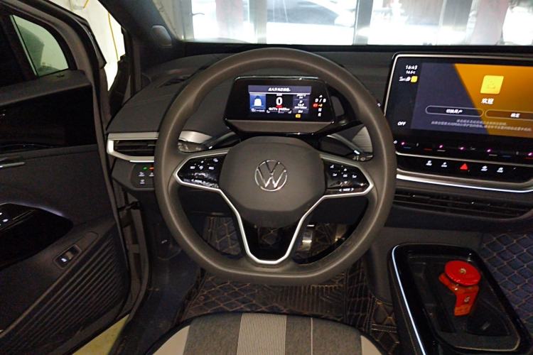 Used Volkswagen ID.4 CROZZ 2022 Long-Range PURE+ Edition Steering Wheel