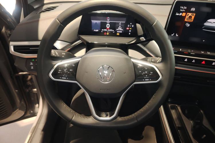 Used Volkswagen ID.4 CROZZ 2022 High-Performance PRIME Edition Steering Wheel