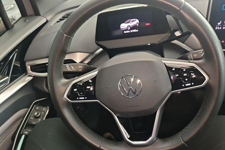 Used Volkswagen ID.4 CROZZ 2022 Long-Range Lite PRO Edition Steering Wheel