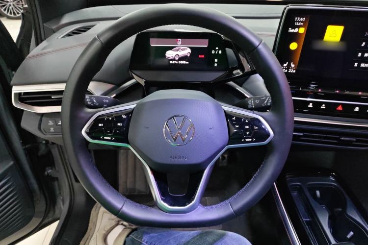 Used Volkswagen ID.4 CROZZ 2022 High-Performance PRIME Edition Steering Wheel