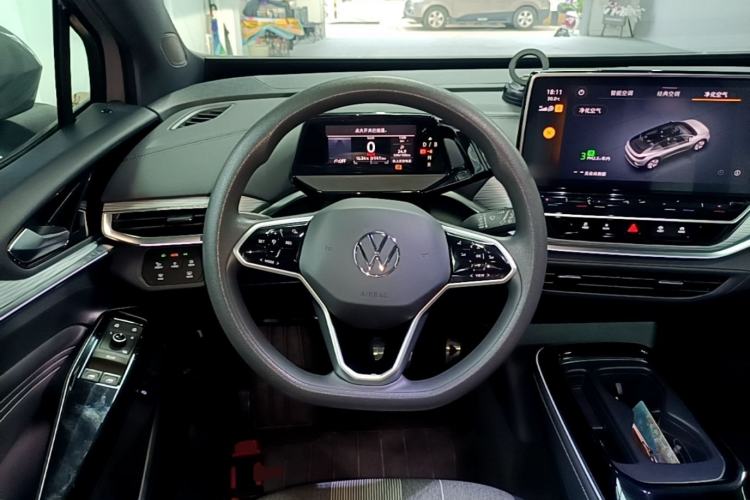 Used Volkswagen ID.4 CROZZ 2022 Long-Range PURE+ Edition Steering Wheel