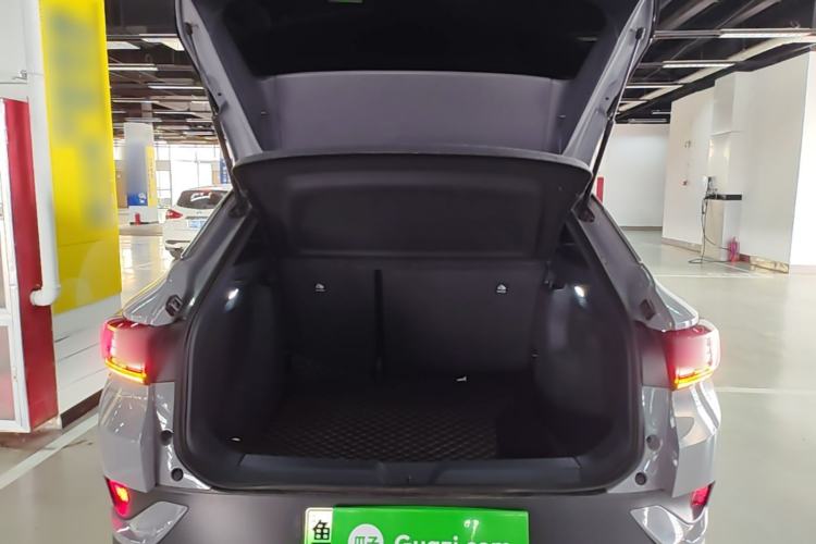 Used Volkswagen ID.4 CROZZ 2022 Pure Edition Limited Edition Trunk