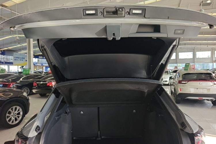 Used Volkswagen ID.4 CROZZ 2022 Long-Range Lite PRO Edition Trunk
