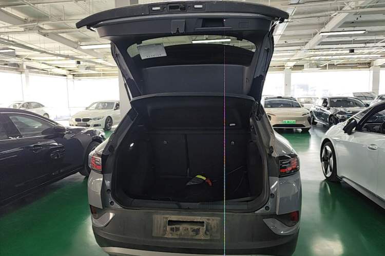 Used Volkswagen ID.4 CROZZ 2022 Pure Edition Limited Edition Trunk