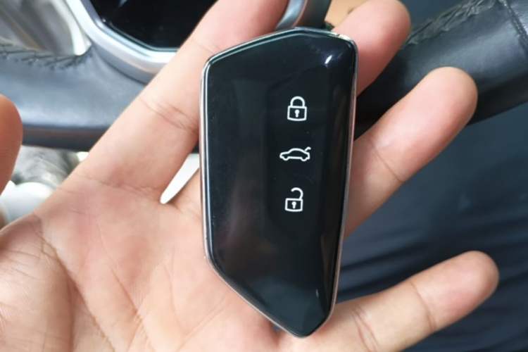 Used Volkswagen ID.4 CROZZ 2022 Long-Range Lite PRO Edition Vehicle Key