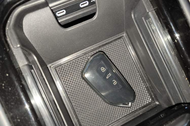 Used Volkswagen ID.4 CROZZ 2022 Pure Edition Limited Edition Vehicle Key