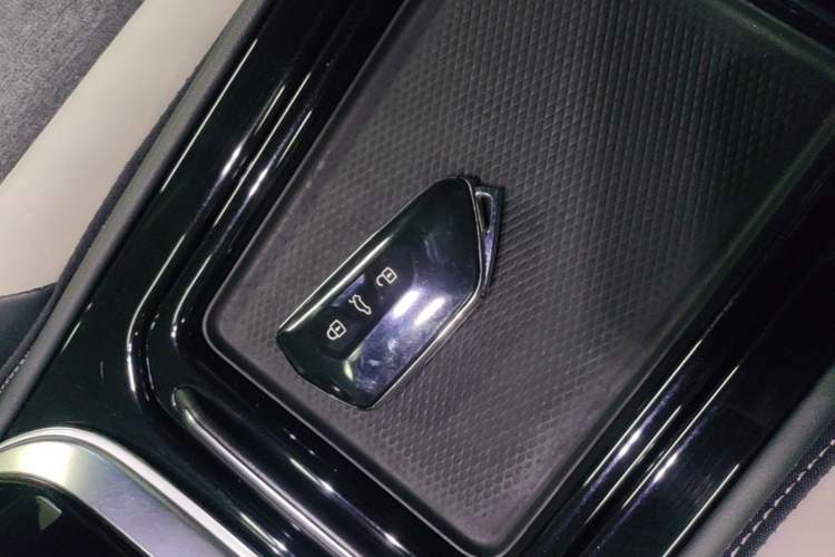 Used Volkswagen ID.4 CROZZ 2022 Pure Edition Limited Edition Vehicle Key