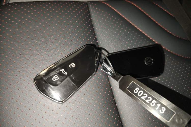 Used Volkswagen ID.4 CROZZ 2022 High-Performance PRIME Edition Vehicle Key