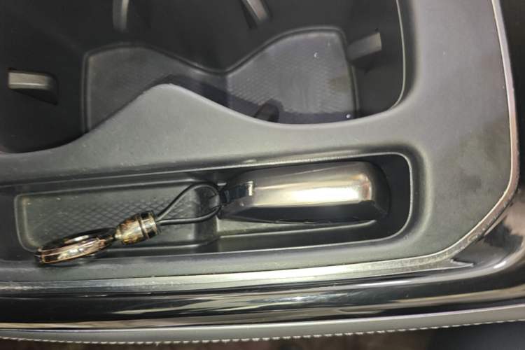 Used Volkswagen ID.4 CROZZ 2022 Long-Range Lite PRO Edition Vehicle Key