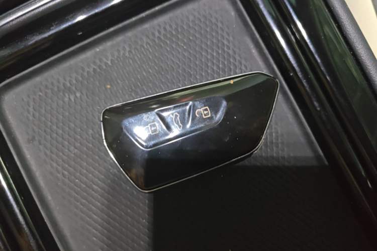 Used Volkswagen ID.4 CROZZ 2022 Pure Edition Limited Edition Vehicle Key