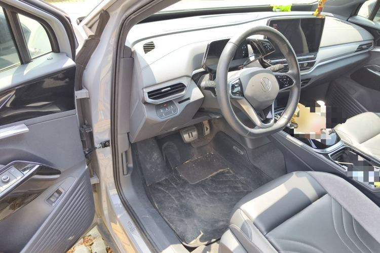 Used Volkswagen ID.4 CROZZ 2022 Long-Range Lite PRO Edition Driver Seat