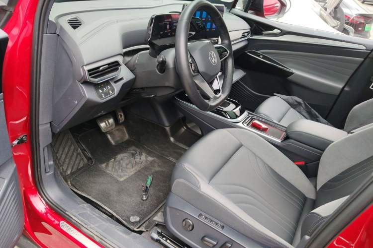 Used Volkswagen ID.4 CROZZ 2022 Long-Range Lite PRO Edition Driver Seat