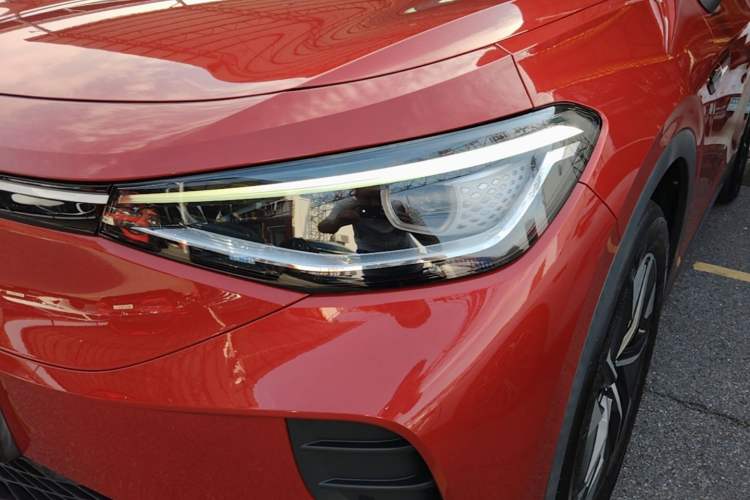 Used Volkswagen ID.4 CROZZ 2022 Long-Range PURE+ Edition Left Front Headlight