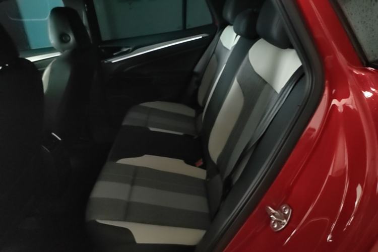 Used Volkswagen ID.4 CROZZ 2022 Long-Range PURE+ Edition Left Rear Seat