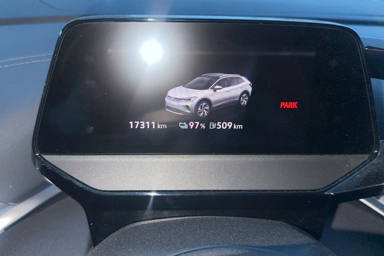 Used Volkswagen ID.4 CROZZ 2022 Long-Range PURE+ Edition Odometer Close Up