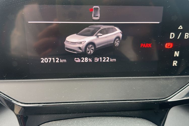 Used Volkswagen ID.4 CROZZ 2022 Long-Range PURE+ Edition Odometer Close Up
