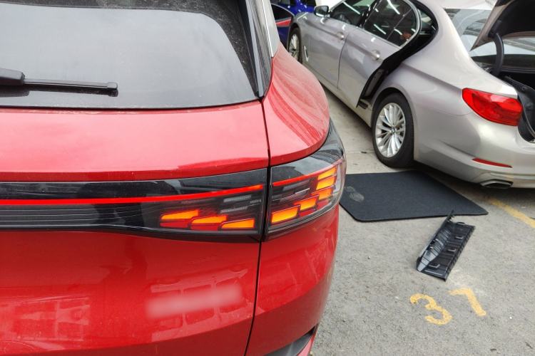 Used Volkswagen ID.4 CROZZ 2022 Long-Range Lite PRO Edition Right Rear Taillight