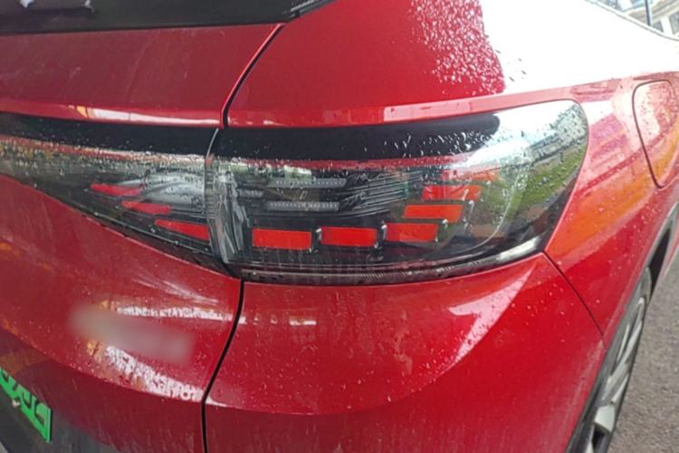 Used Volkswagen ID.4 CROZZ 2022 Long-Range PURE+ Edition Right Rear Taillight
