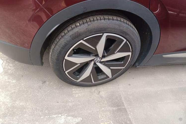Used Volkswagen ID.4 CROZZ 2022 Long-Range Lite PRO Edition Right Rear Wheel Hub