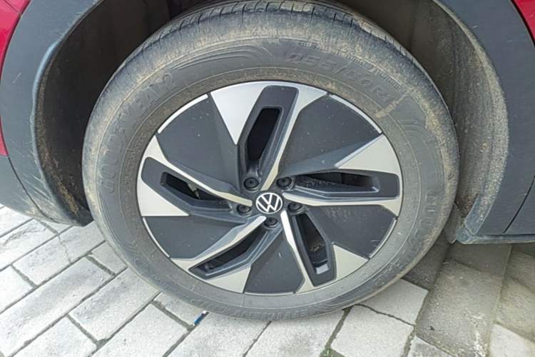 Used Volkswagen ID.4 CROZZ 2022 Long-Range PURE+ Edition Right Rear Wheel Hub