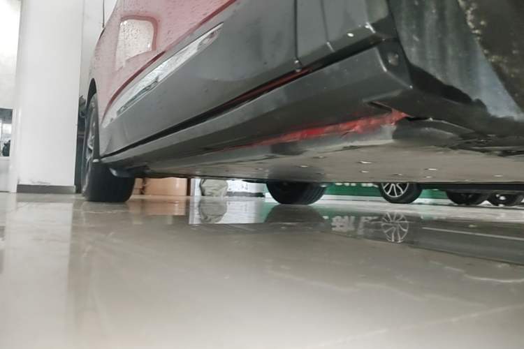 Used Volkswagen ID.4 CROZZ 2022 Long-Range PURE+ Edition Right Side Sill