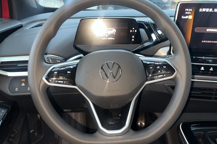 Used Volkswagen ID.4 CROZZ 2022 Long-Range PURE+ Edition Steering Wheel