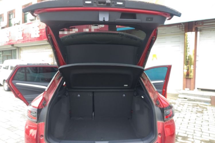 Used Volkswagen ID.4 CROZZ 2022 Long-Range PURE+ Edition Trunk